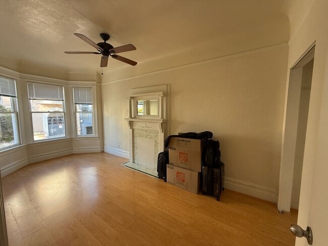 Building Photo - 43-49-49 Dearborn St