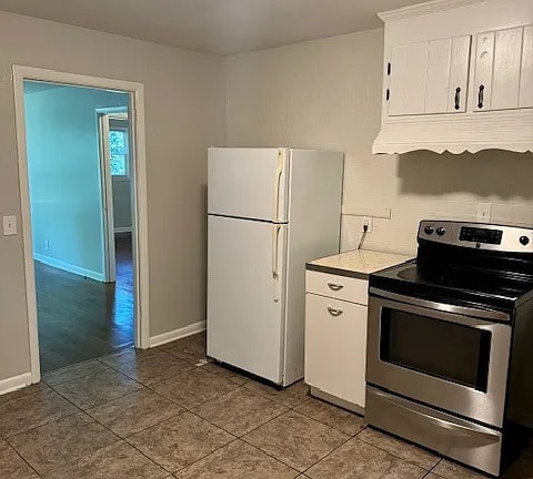 Photo - Adorable 2BR/1BA with real wood floors and... House