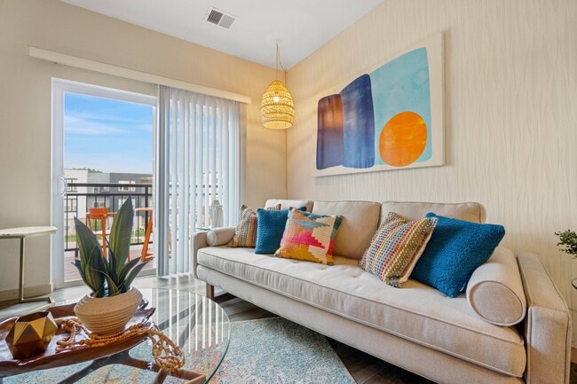 Building Photo - Forte at 84South