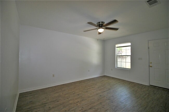 Building Photo - 538 Brock Ave