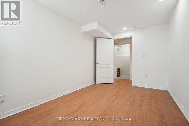 Building Photo - 5554 Churchill Meadows Blvd