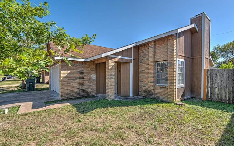 Primary Photo - 2709 San Jacinto Rd