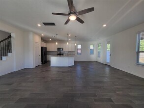 Building Photo - 9303 Sandoval Cir