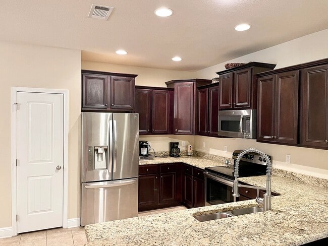 Building Photo - 326 Cocobolo Dr