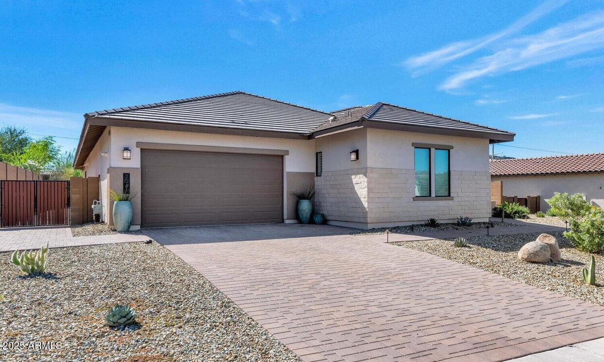 Foto principal - 2041 E Fallen Leaf Ln