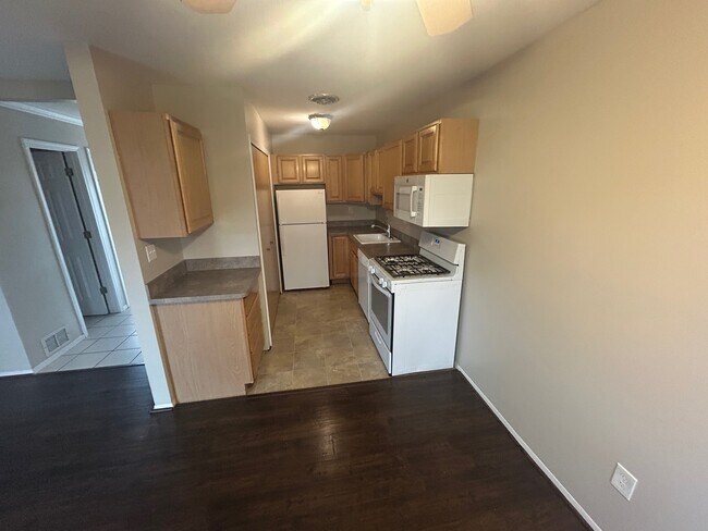 Foto del edificio - 41168 N Woodbury Green Dr