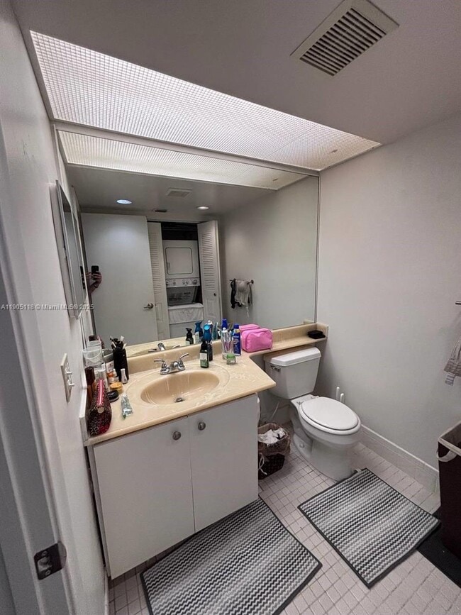 Building Photo - 500 SW 130th Terrace