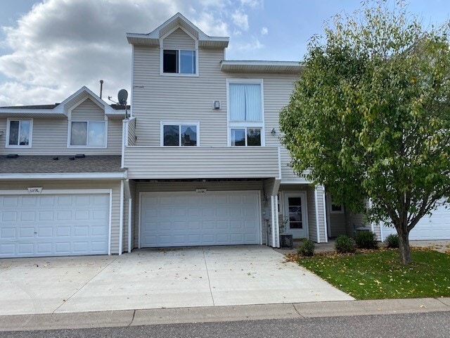 Building Photo - 689 Kingfisher Ln