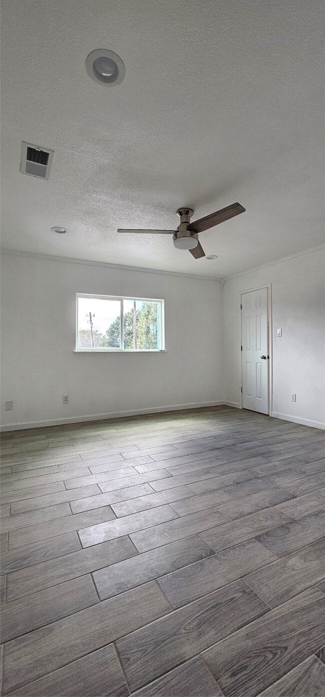 Foto del edificio - 811 Knights Bridge Ln