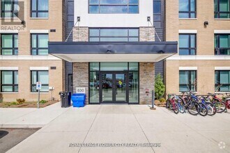 Building Photo - 630-630 Sauve St