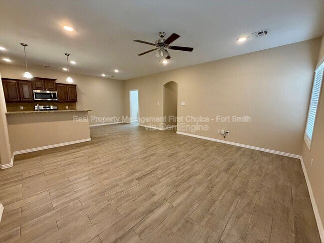 Foto del edificio - 9724 Haven Blvd