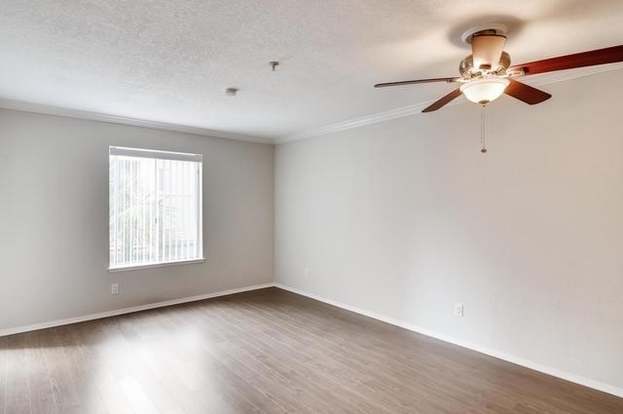 Building Photo - 3550 Lebon Dr