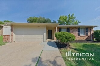 Building Photo - 1818 Pilot Way