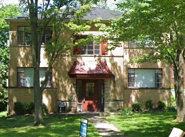 Foto del edificio - 6132 Dryden ave