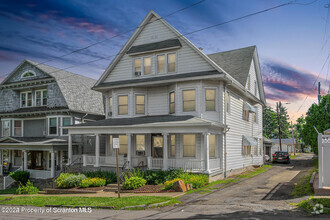 Building Photo - 1015 E Gibson St