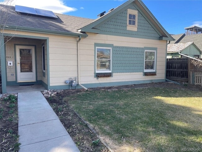 Photo - 2915 S Elati St House