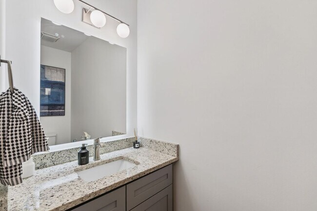 Foto del edificio - 927 Ramseur St