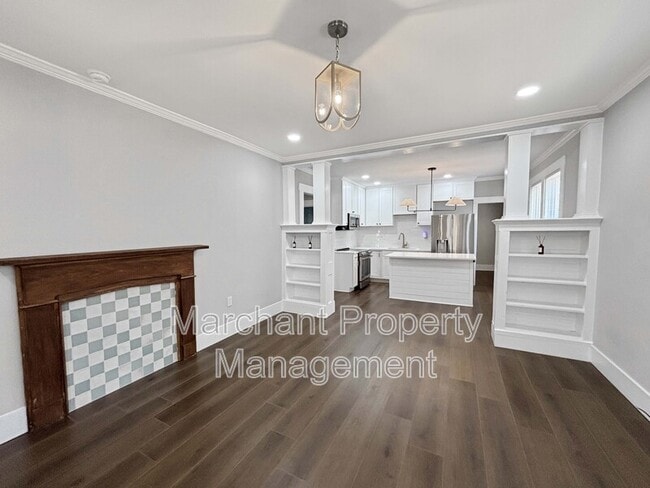 Photo - 112 Elm St House