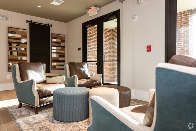 Casa club - StationTwo22 Apartments