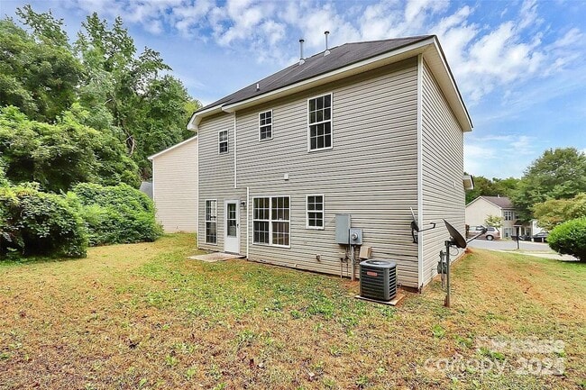 Building Photo - 3737 Kadey Dr