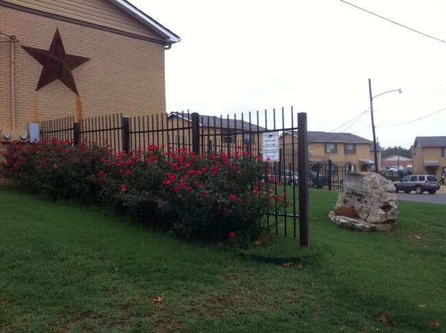 Foto del edificio - Sundance Townhomes