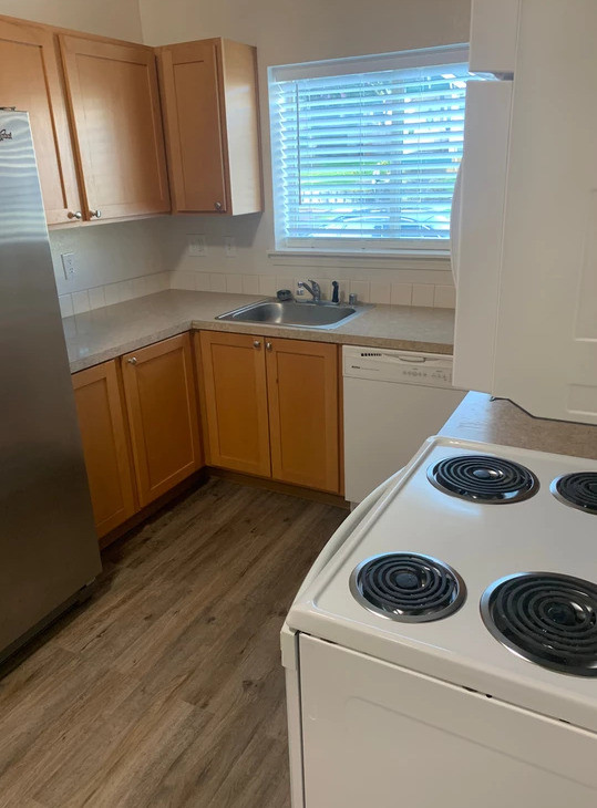 Kitchen - Hillside View