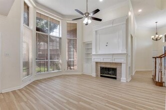 Building Photo - 3720 Southport Dr