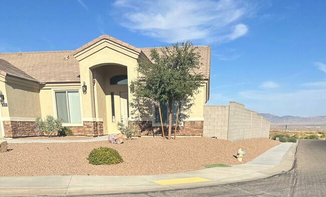 Foto del edificio - 5270 Eagle View Rd