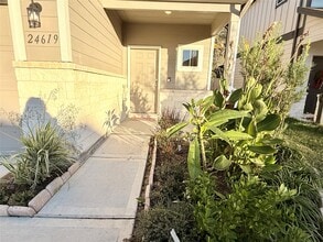 Building Photo - 24619 Applewood Crst Ln