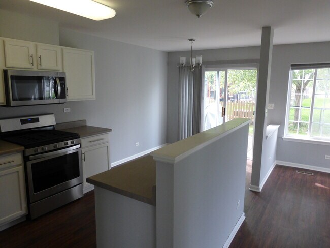 Foto del edificio - 4676 Magnolia Ln