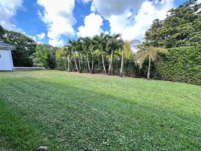 Foto del edificio - 14890 NE 10th Ave