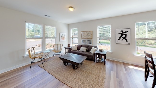 Building Photo - Chandler Commons Townhomes