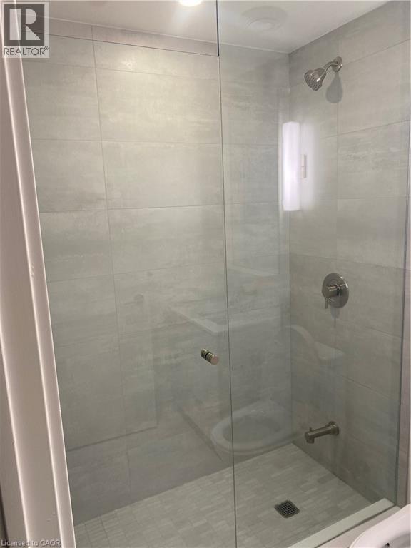 Photo du bâtiment - 110 Broadway Ave