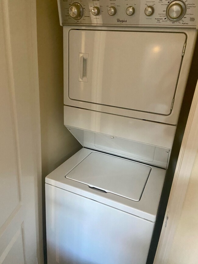 In unit washer/dryer - 900 W Temple St