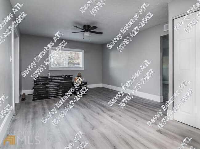 Foto del edificio - 511 Gresham Park Dr