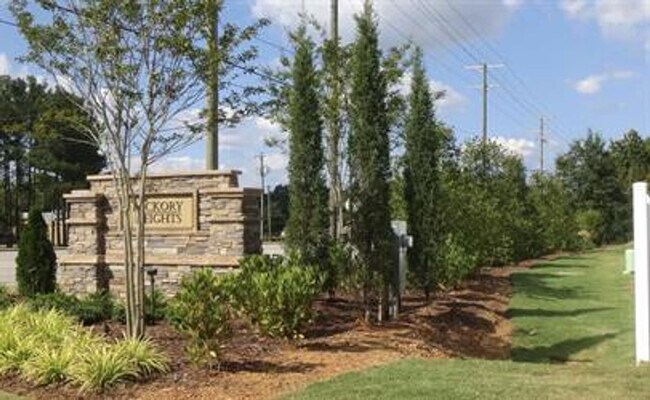 Building Photo - 100 Marston Ln