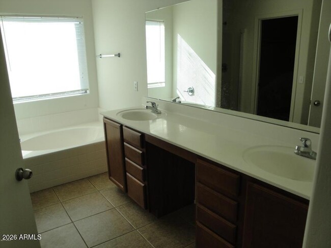 Building Photo - 35965 W Costa Blanca Dr