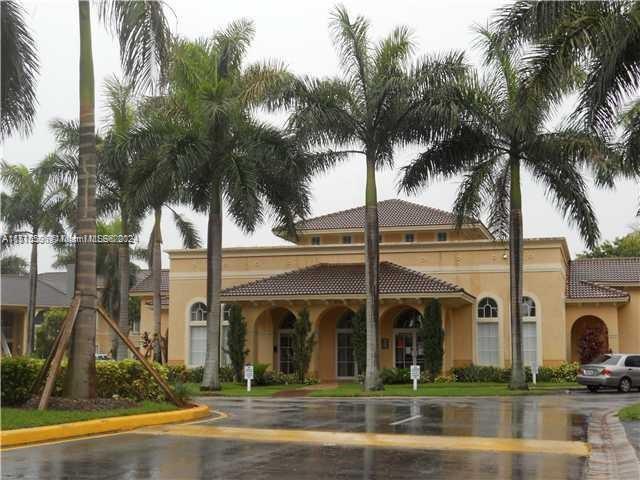 Building Photo - 8886 W Flagler St
