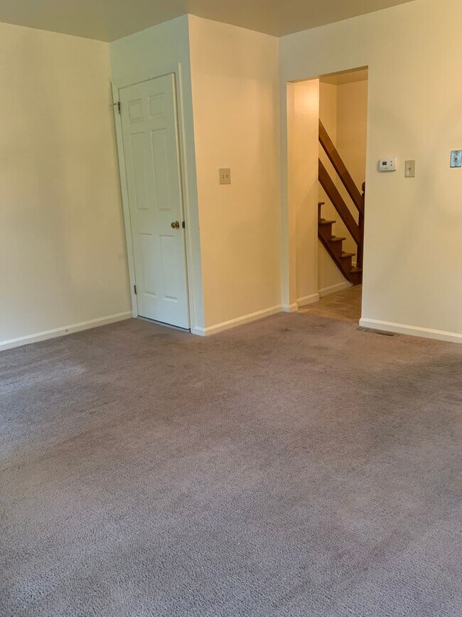 Foto del edificio - 1633 Chadwick Cir