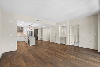 Building Photo - 2511 Willowick Rd