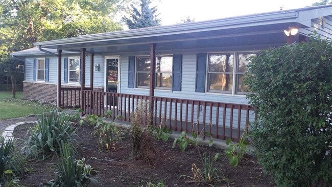 Building Photo - 10909 Illinois Rd