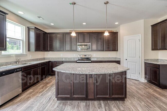 Building Photo - 137 Princeton Hill Dr