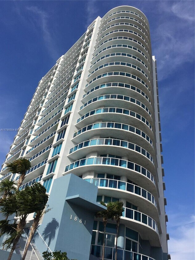 Foto principal - 1881 79th Street Causeway