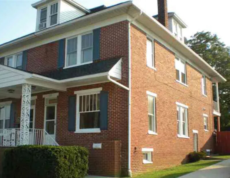 Primary Photo - 300 Wise Ave