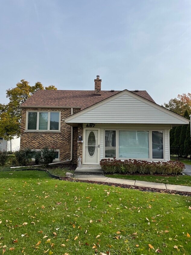487 Rex Blvd, Elmhurst, IL 60126 House Rental in Elmhurst, IL