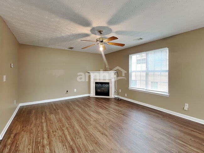 Building Photo - 200 Siesta Key Ct