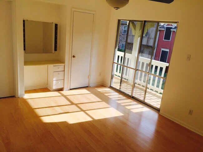 Foto del edificio - 10466 Hammerly Blvd