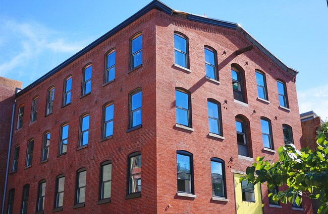 Building Photo - 1133 N 4th St