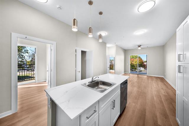 Foto del edificio - 3522 Main St