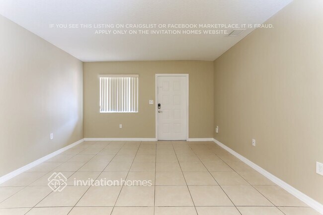Building Photo - 5927 SW 163rd Ave